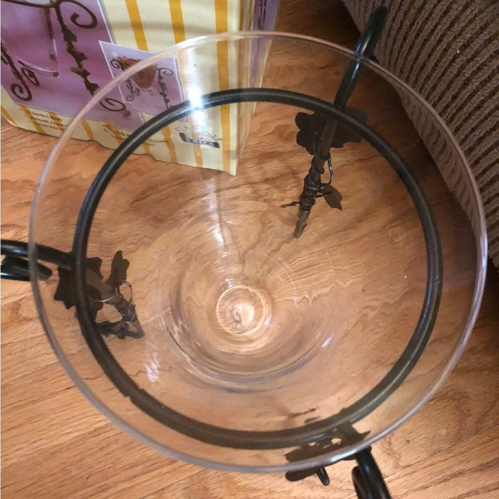 CANDLE BRITE Ivy Candle Holder. DavcoSilver Ltd Home Decor